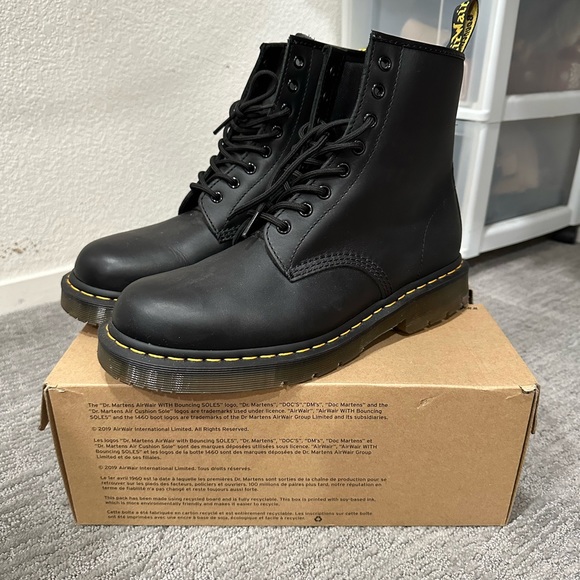 Doc Martins - Picture 1 of 3